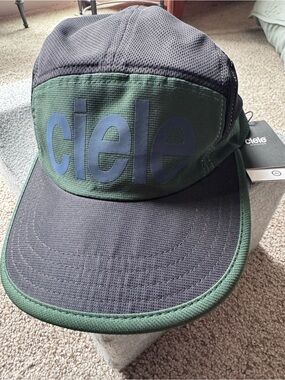 Ciele Athletics Men’s Green & Black Running Cap